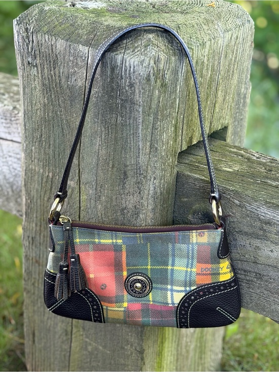 Dooney & Bourke Handbags - Dooney & Bourke Vintage Tartan Plaid Baguette Shoulder Bag Y2K